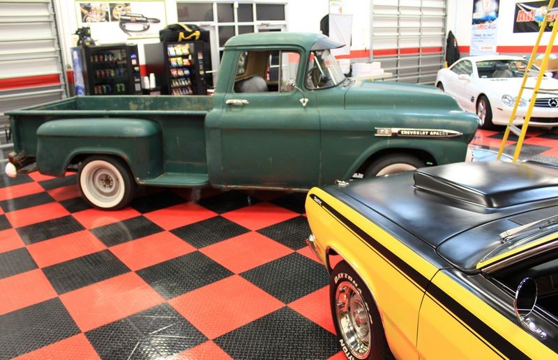 1959 Chevy Truck - How to restore single stage paint