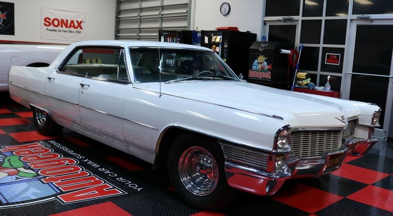 1965 Cadillace - Original Single Stage Paint detailed by Mike Phillips