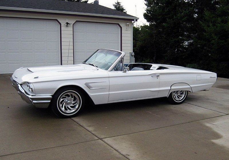 1965 Ford Thunderbird