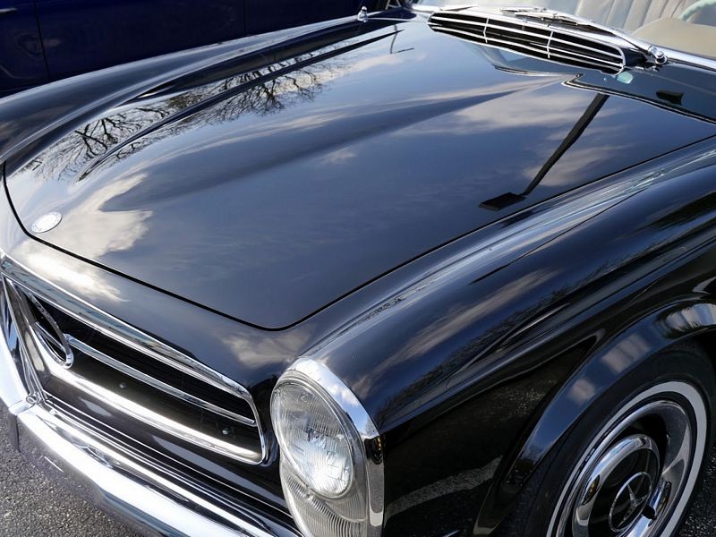 1967 Mercedes-Benz 230SL