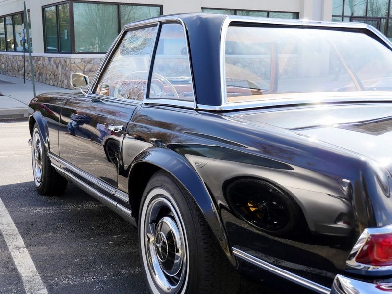1967 Mercedes-Benz 230SL