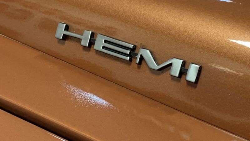 1969 Dodge Coronet RT 426 Hemi detailed by Mike Phillips