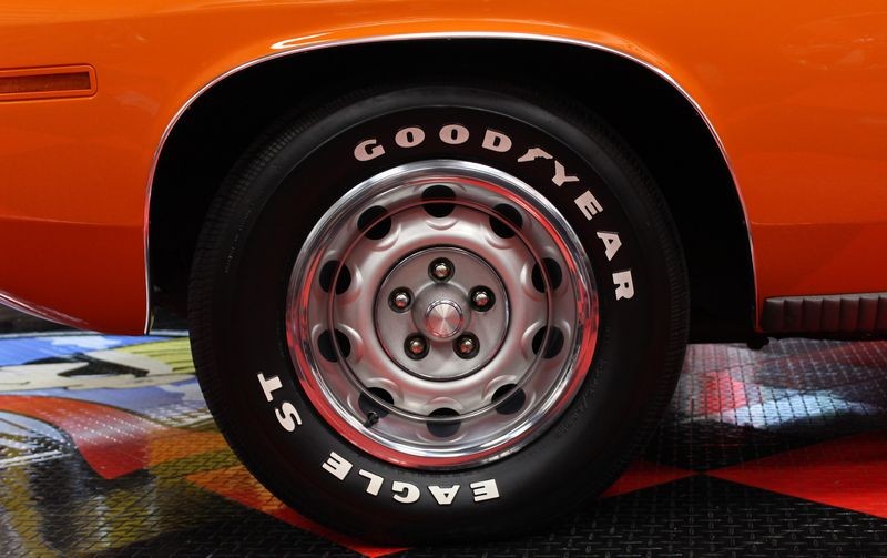 1970 Cuda detailed by Mike Phillips at Autogeek