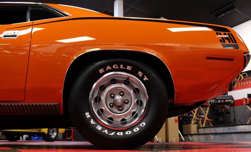 1970 Cuda detailed by Mike Phillips at Autogeek