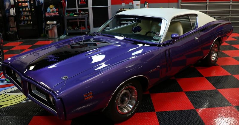 1971 Charger R/T Plumb Crazy Purple FLEX CBEAST Mike Phillips