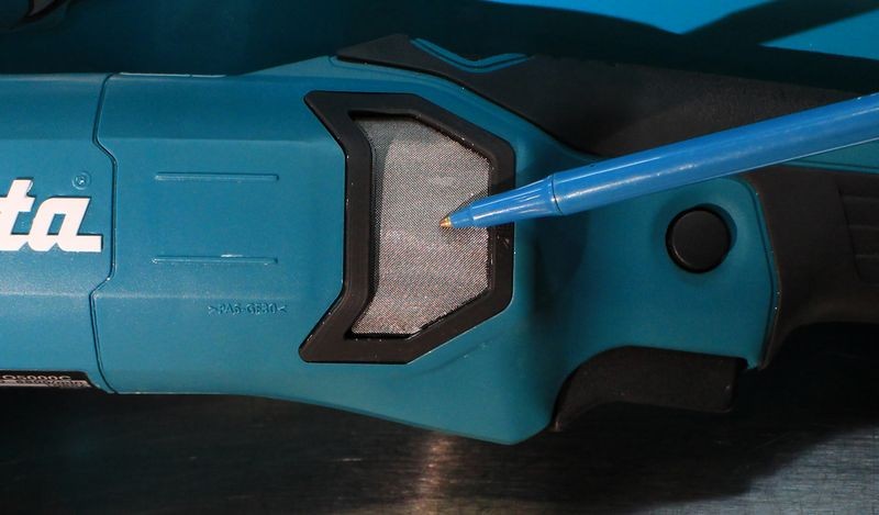 1971 Duster Makita PO5000C Orbital Polisher Mike Phillips