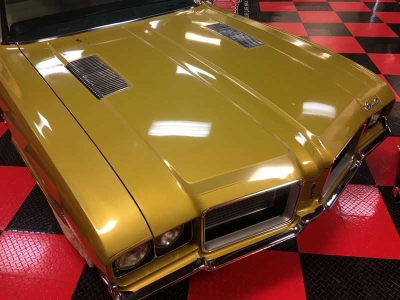 1972 Oldsmobile 442 with the original factory single stage metallic paint