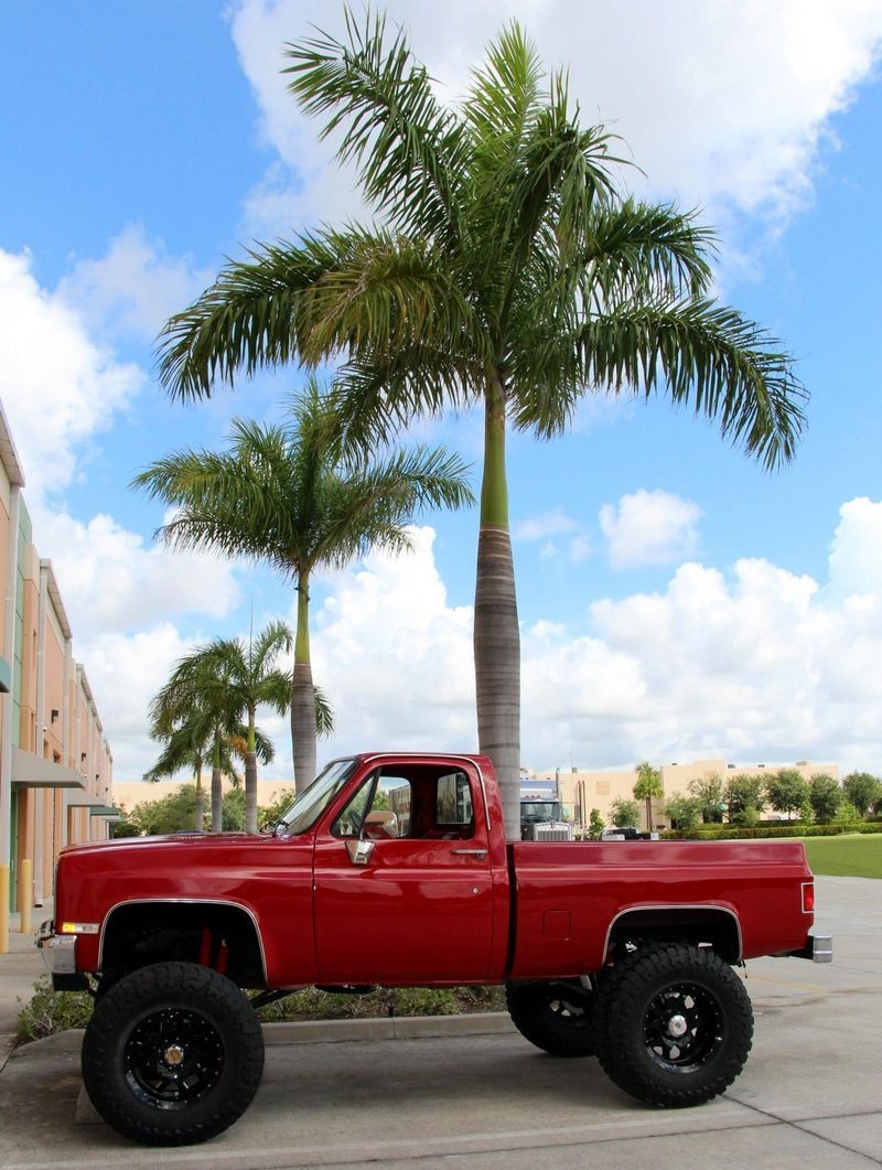 1987 Chevy Silverado 4x4 by Mike Phillips