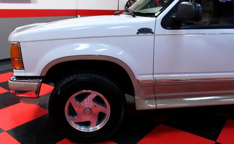 1993 Ford Explorer - Extreme Makeover Mike Phillips Autogeek