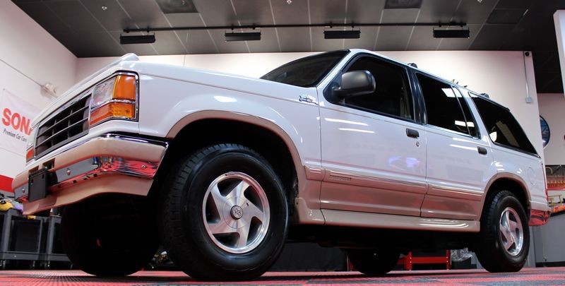 1993 Ford Explorer - Extreme Makeover Mike Phillips Autogeek