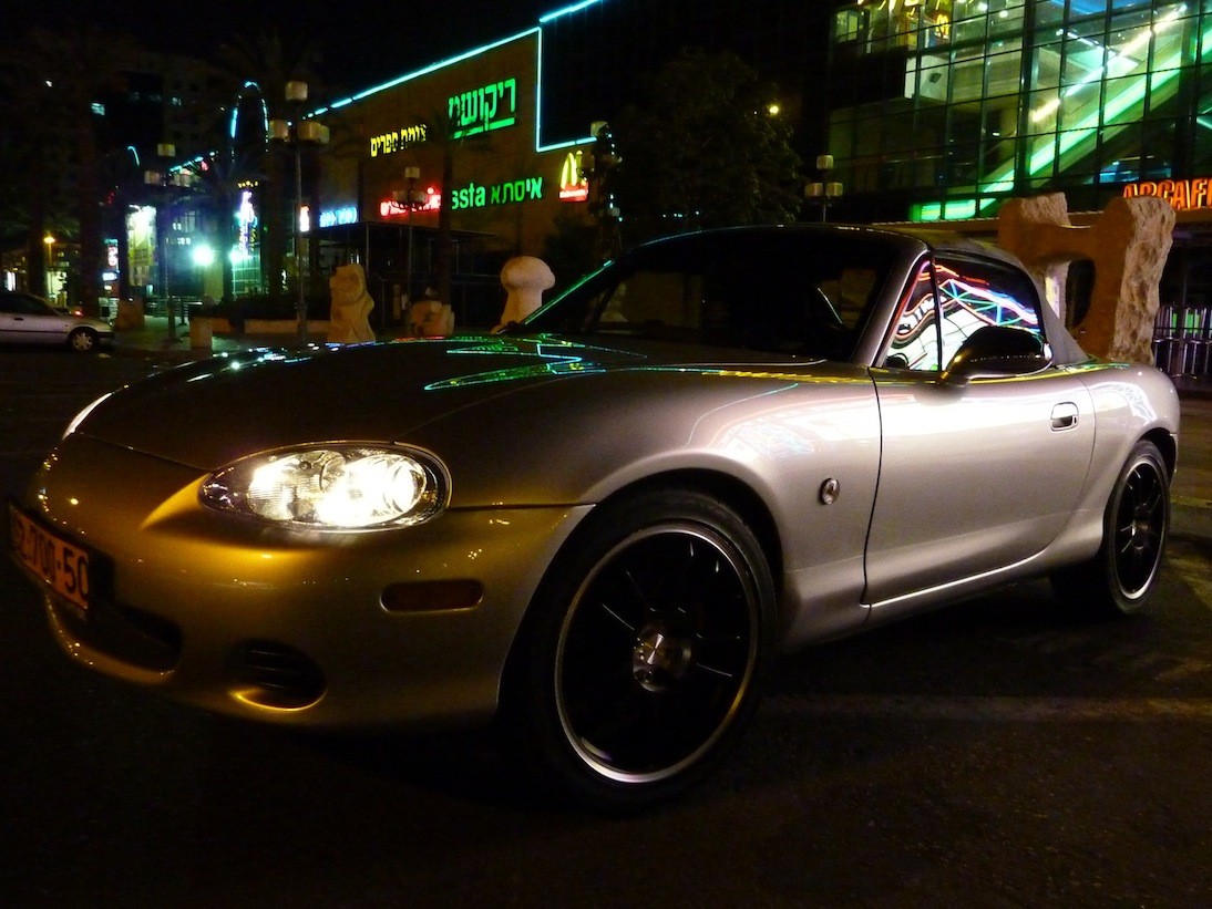 2003 Mazda MX5 - Detailed