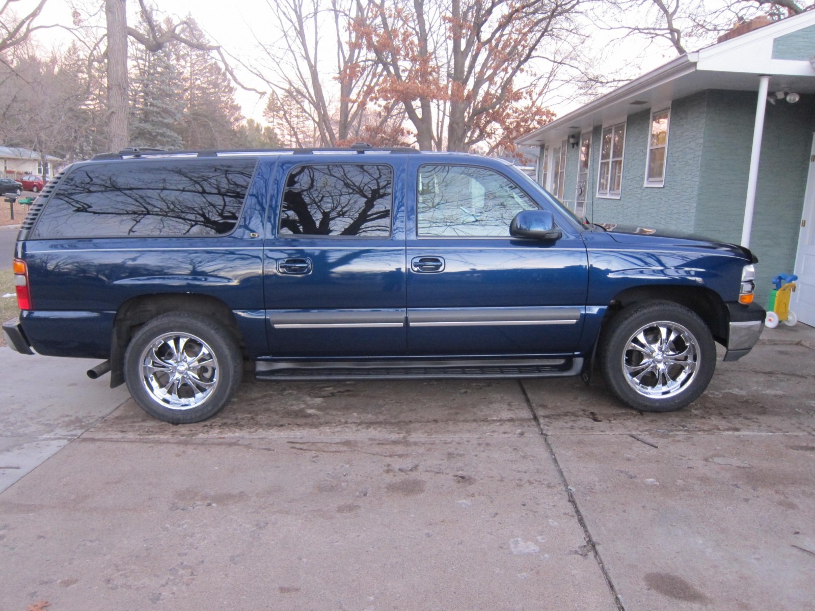 2003 Suburban wet/damp sand