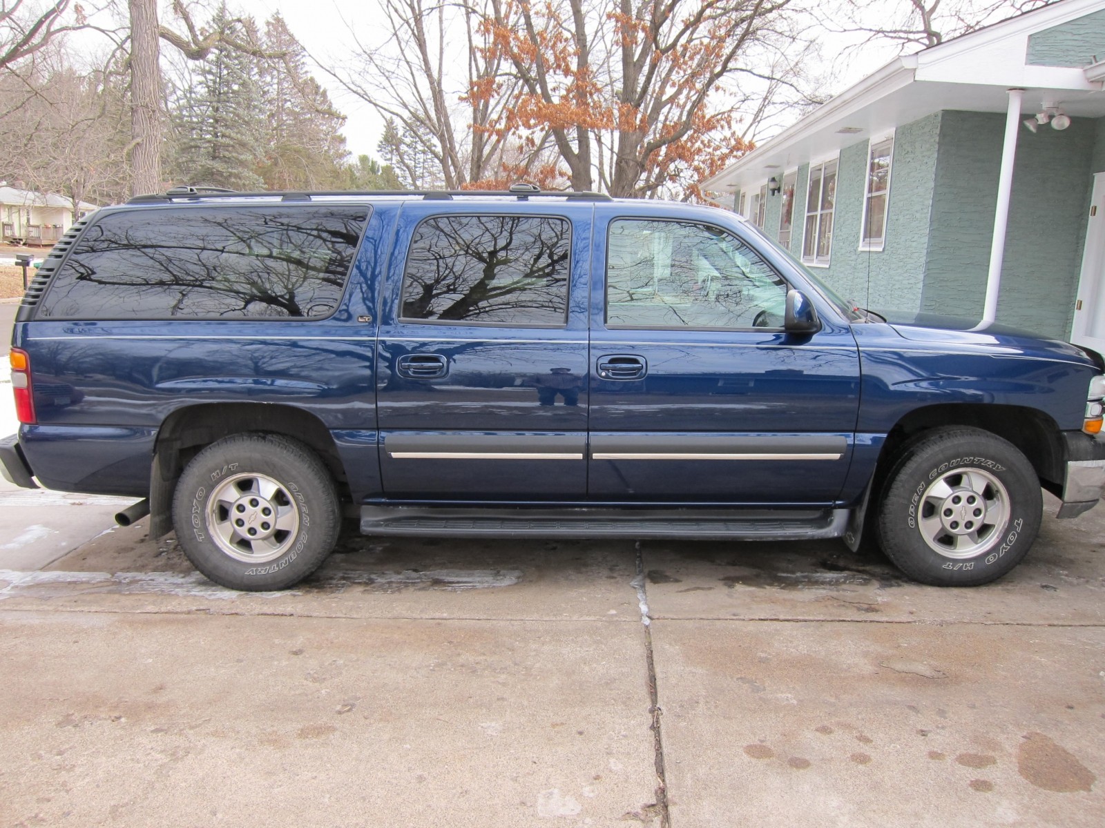 2003 Suburban wet/damp sand