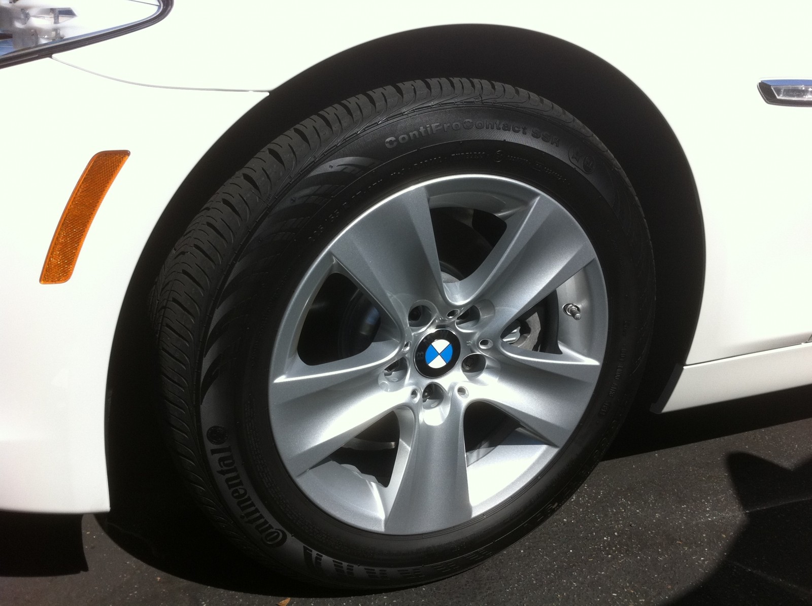 2011 BMW 528i Alpine White