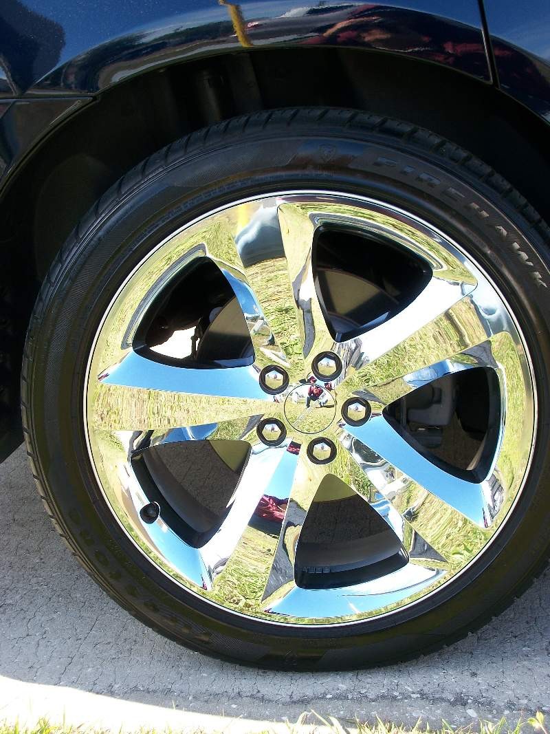 2011 Dodge Chager detail