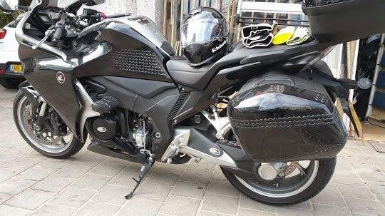 2014 honda vfr 1200f