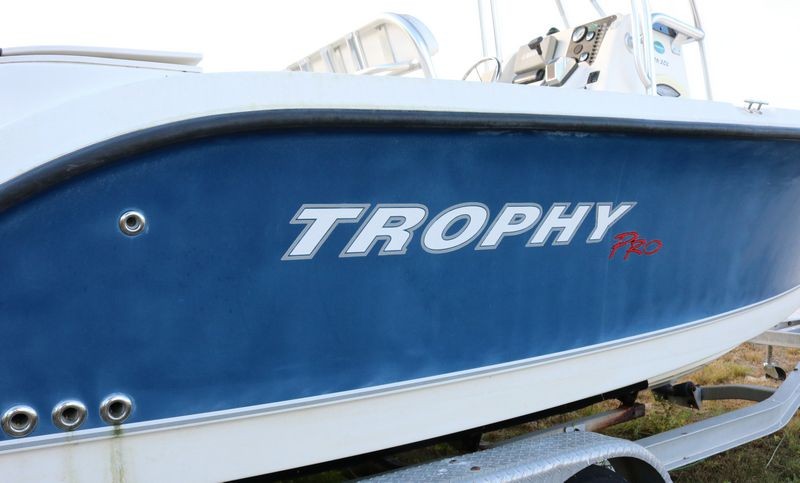 21 Foot Trophy Center Consol Boat Detailing Class Mike Phillips