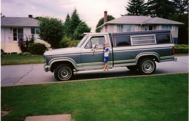 2toneFordTruck