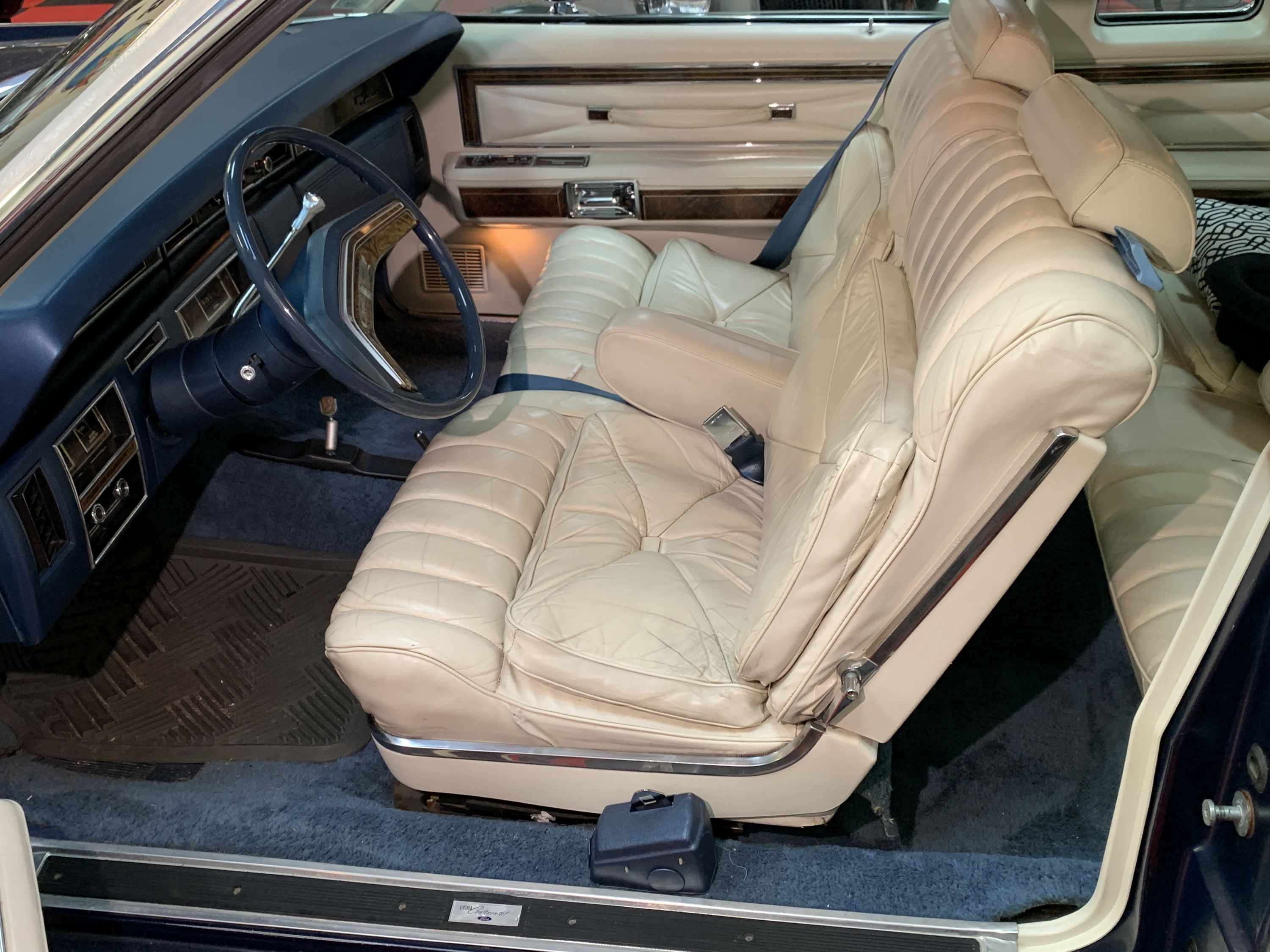 3000_VinylLincolnTop_006