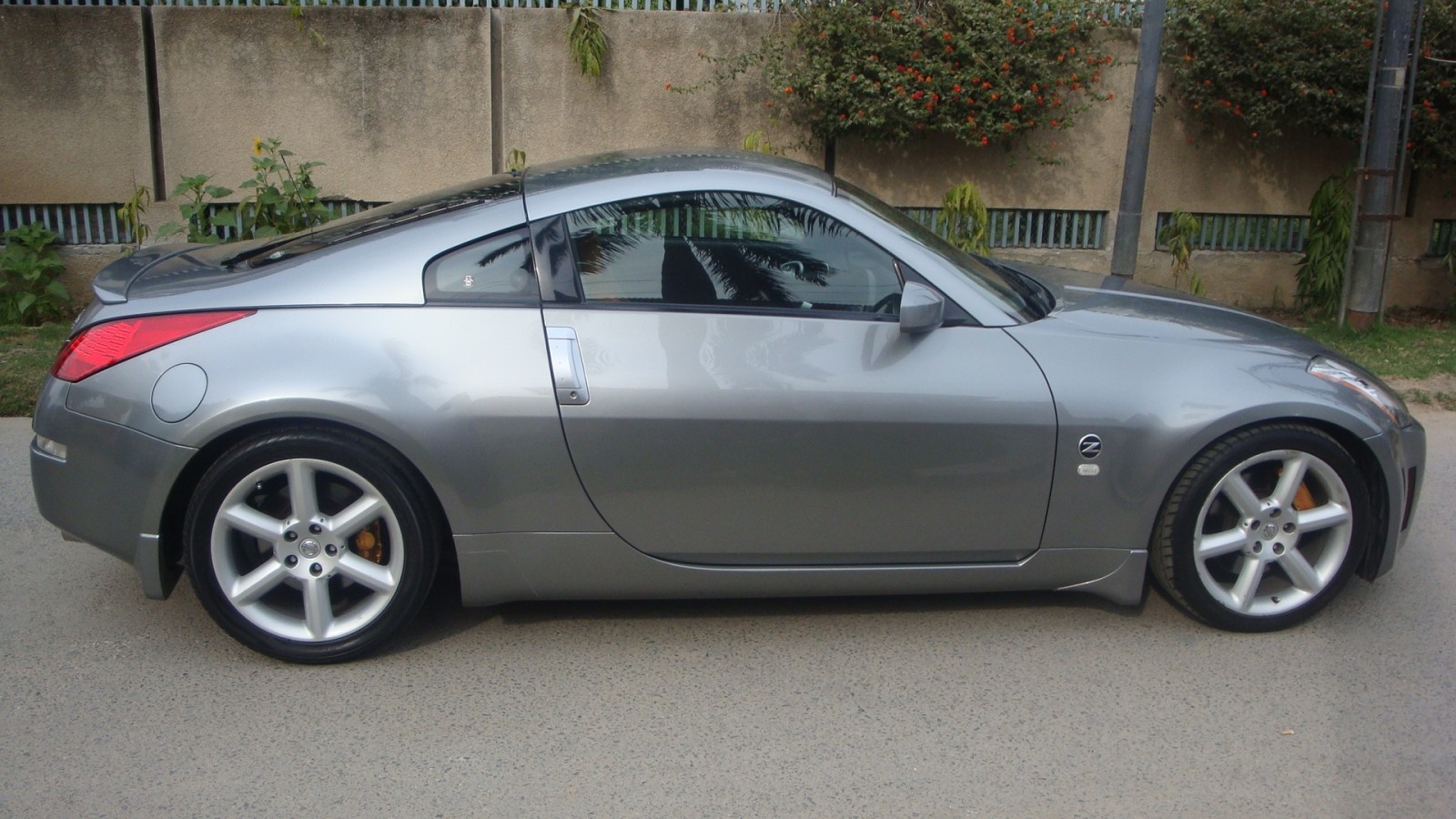 350z after detailing