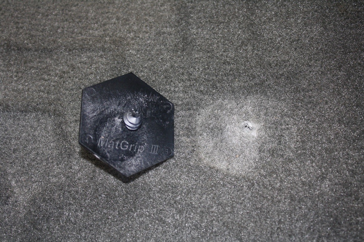 633