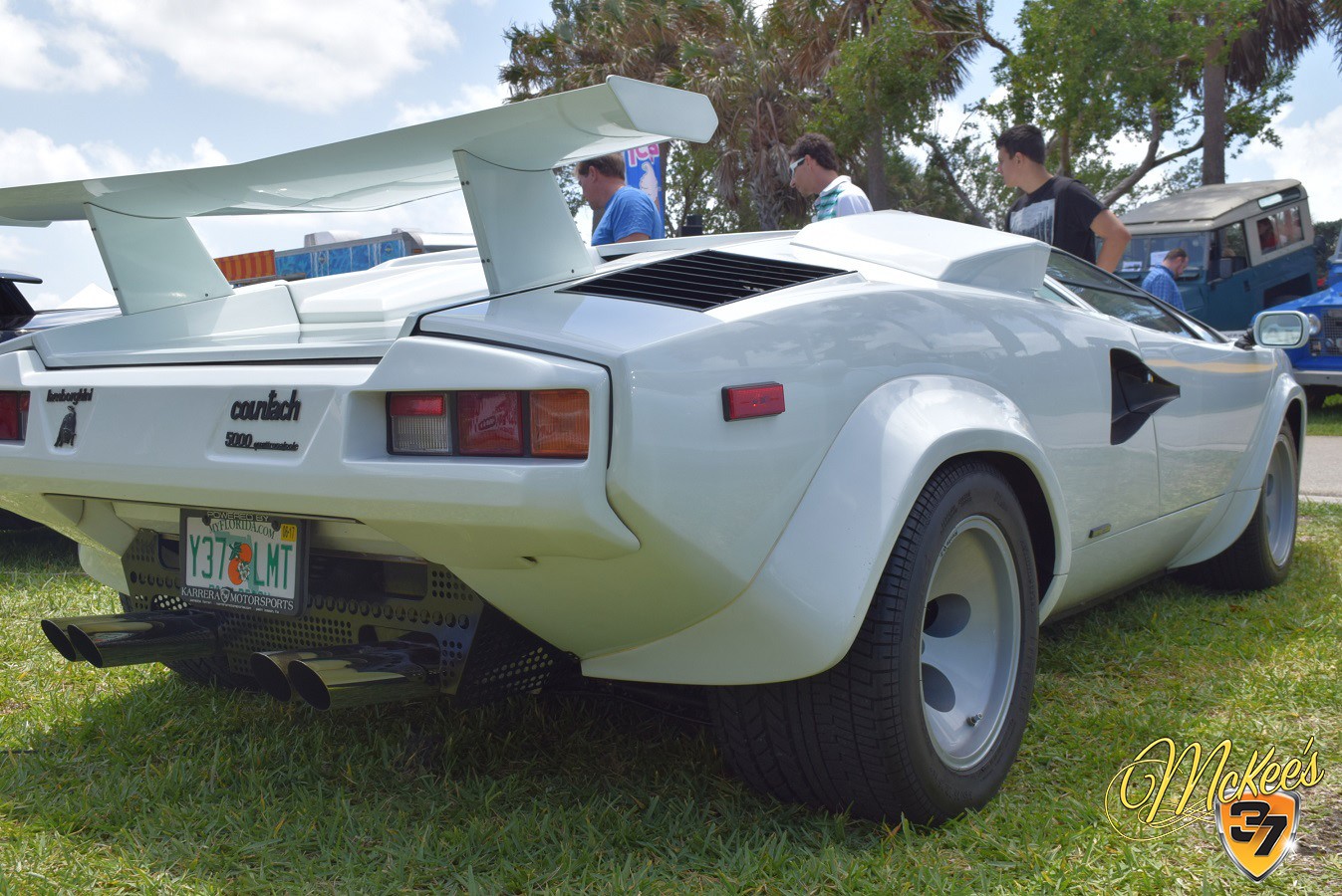 965