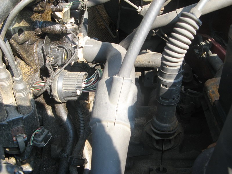 97 VW Jetta Engine Cleaning Before and After