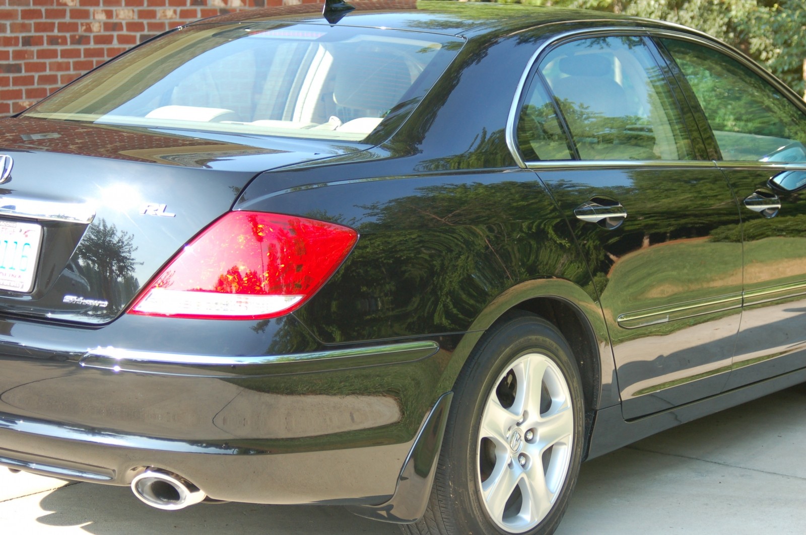 Acura RL detail