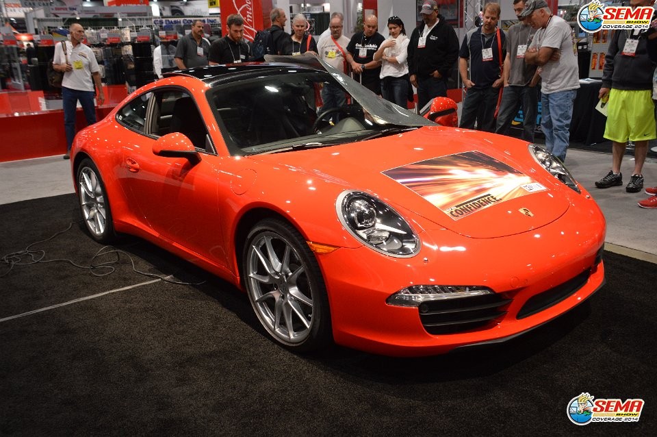 AG-SEMASHOW-385