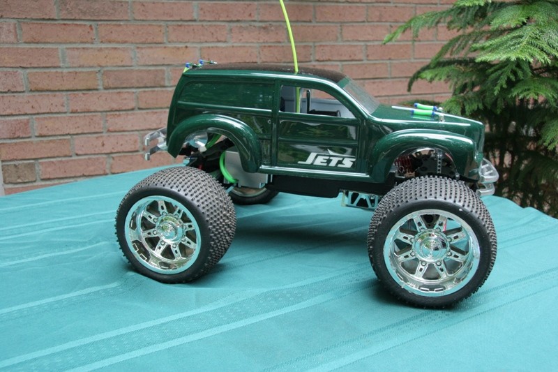 All aluminum TRAXXAS Revo Show Truck