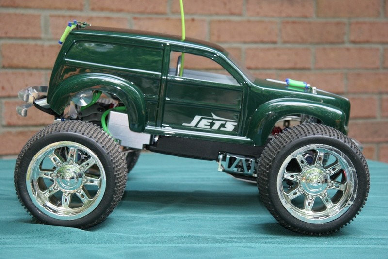 All aluminum TRAXXAS Revo Show Truck