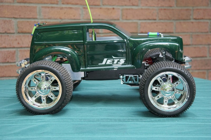 All aluminum TRAXXAS Revo Show Truck
