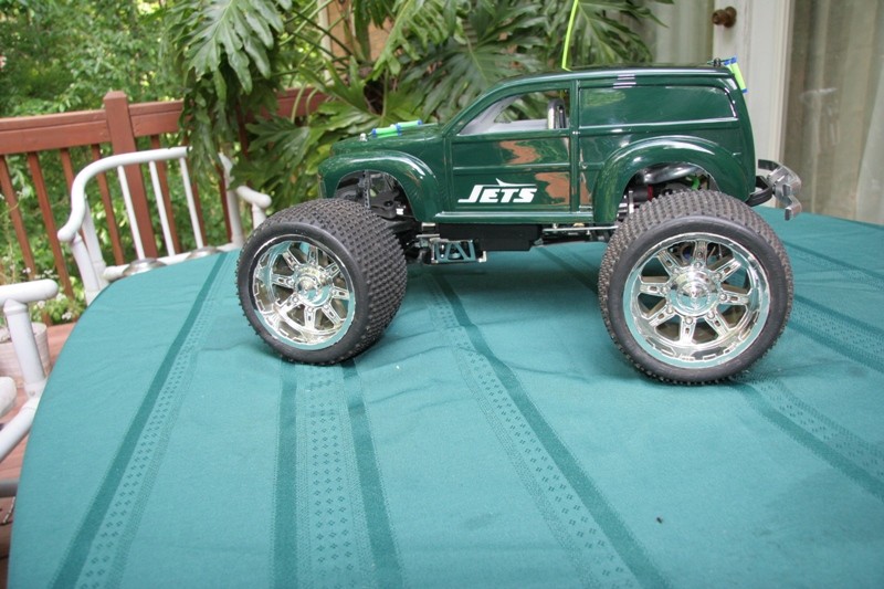 All aluminum TRAXXAS Revo Show Truck