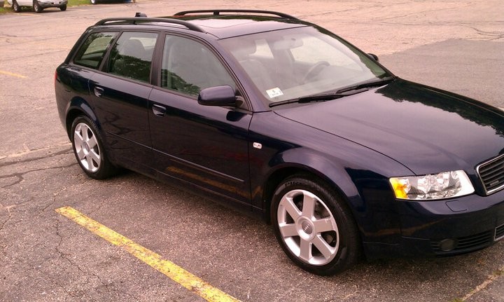 Audi_A4_Wagon_1