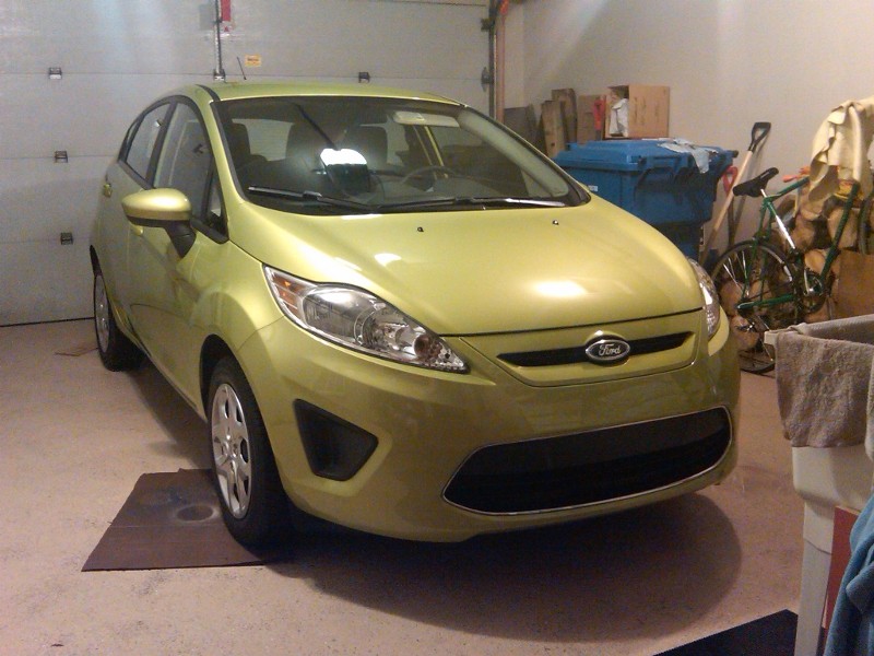 Auto_Fiesta_cir_e_small_005