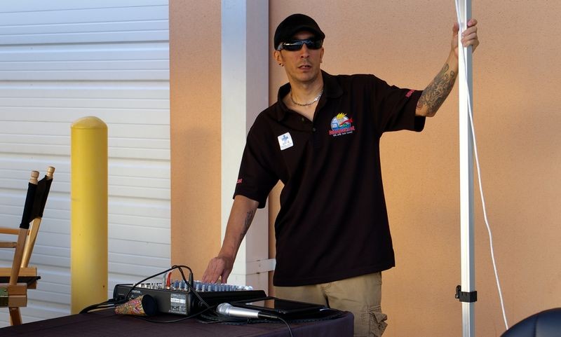Autogeeks Cars and Coffee with Mike Phillips May 2014