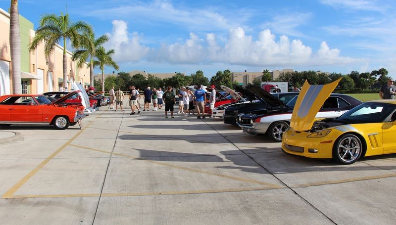 Autogeeks Cars and Coffee with Mike Phillips