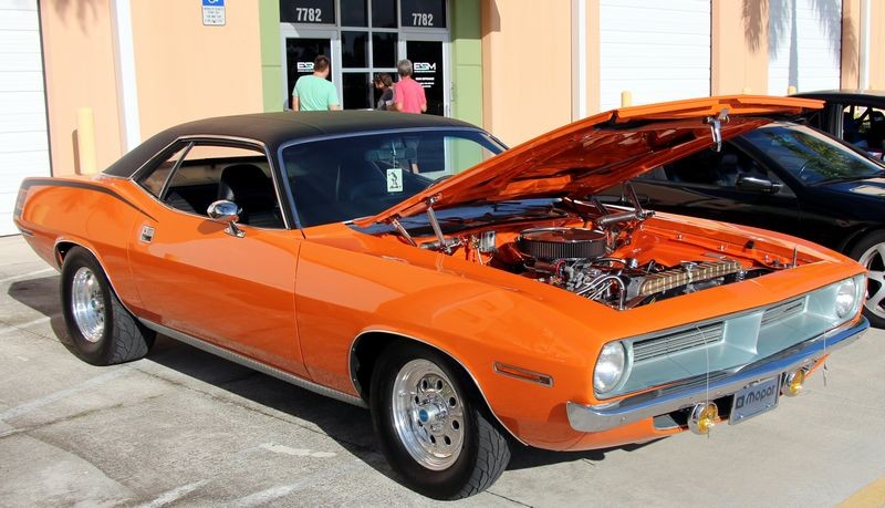 Autogeeks Cars and Coffee with Mike Phillips