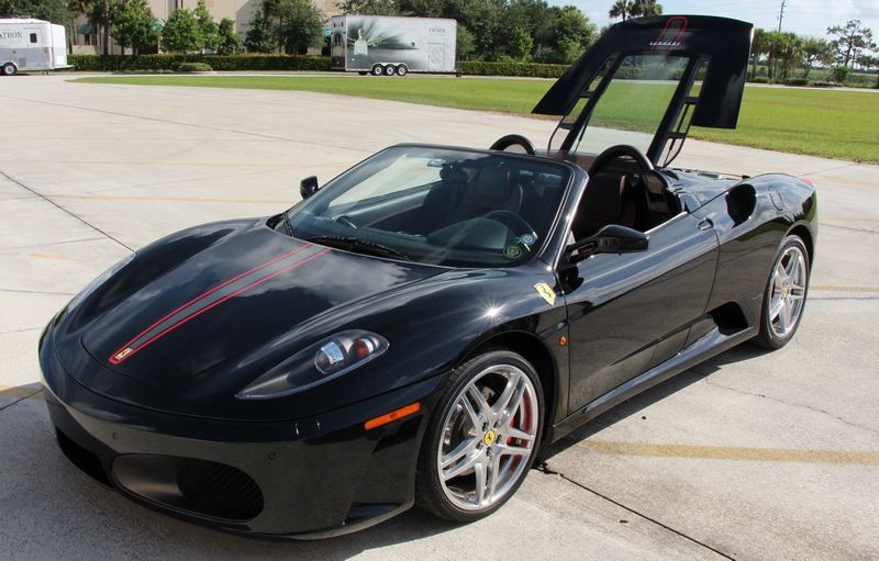 Autogeeks Cars and Coffee with Mike Phillips