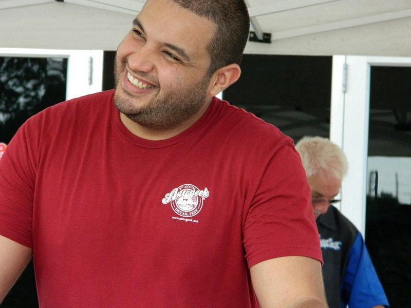 Autogeeks Cars and Coffee with Mike Phillips