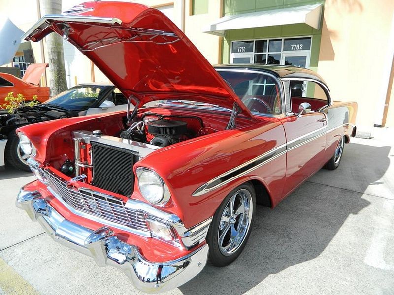 Autogeeks Cars and Coffee with Mike Phillips