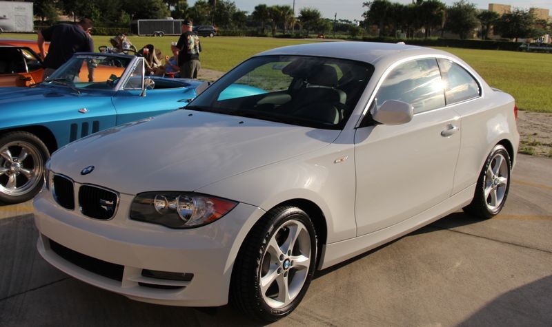 Autogeeks Cars and Coffee with Mike Phillips