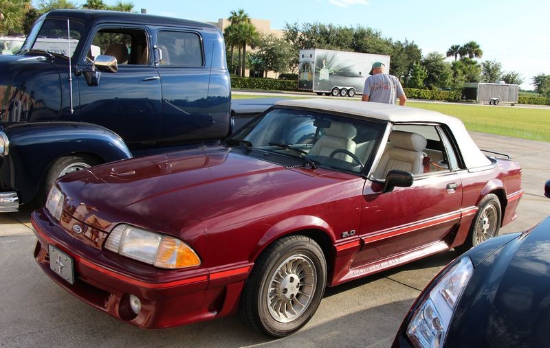 Autogeeks Cars and Coffee with Mike Phillips