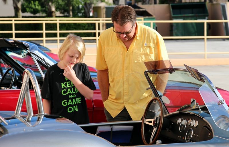 Autogeeks Cars and Coffee with Mike Phillips
