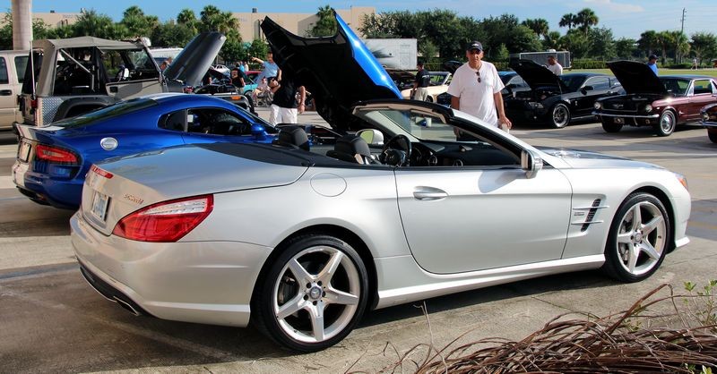 Autogeeks Cars and Coffee with Mike Phillips