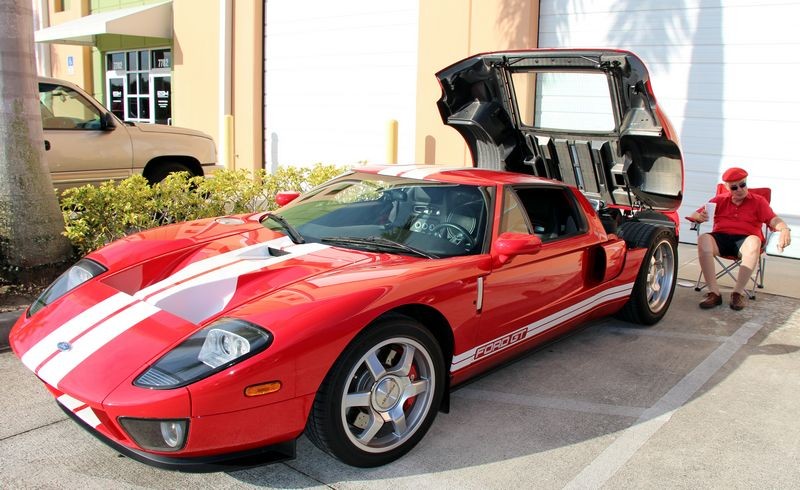Autogeeks Cars and Coffee with Mike Phillips