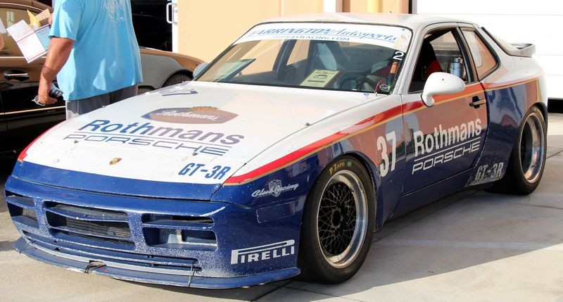 Autogeeks Cars and Coffee with Mike Phillips