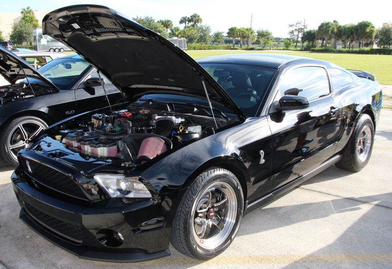 Autogeeks Cars and Coffee with Mike Phillips