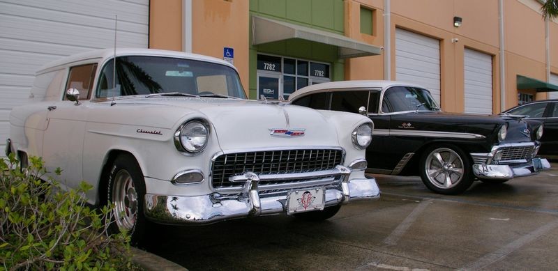 Autogeeks Cars and Coffee with Mike Phillips