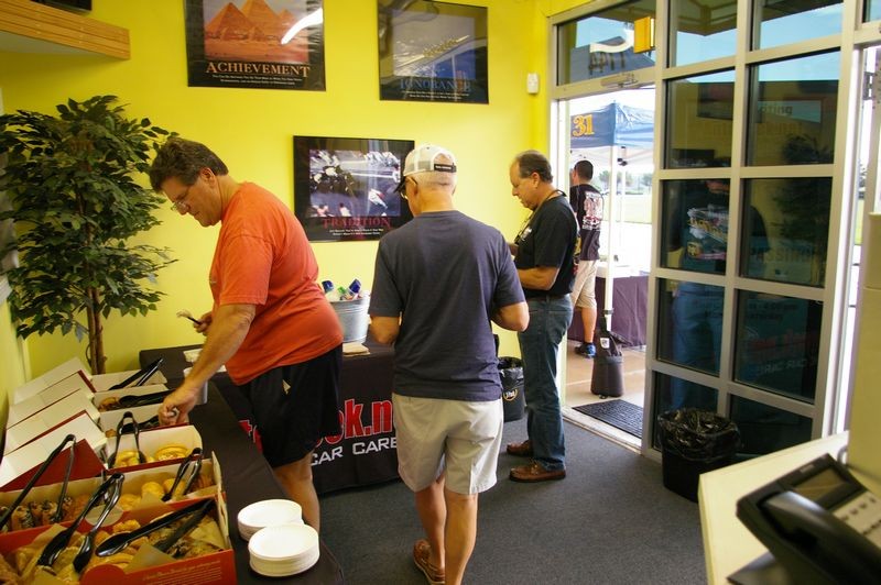 Autogeeks Cars and Coffee with Mike Phillips